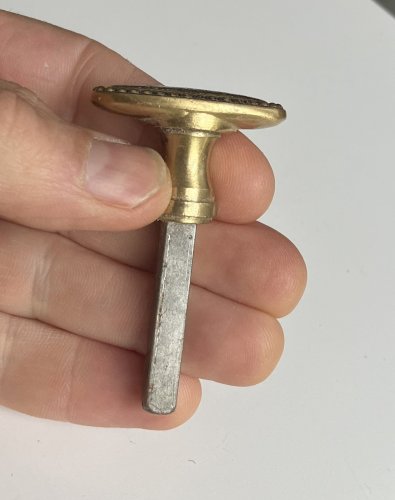 poignee olivette de verrou et carre 6 mm pour plaque de proprete avec verrou