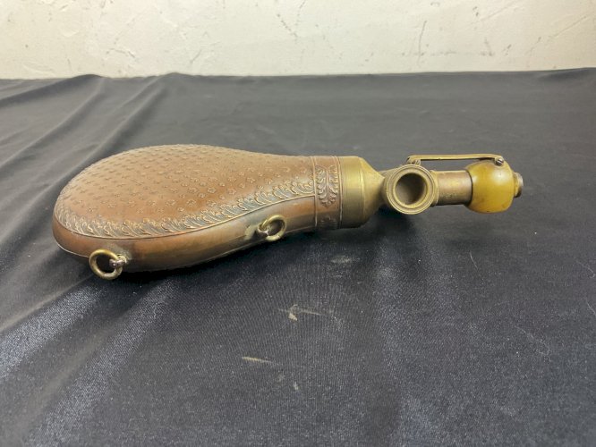 POIRE A POUDRE MILITAIRE XIXEME BOCHE PARIS