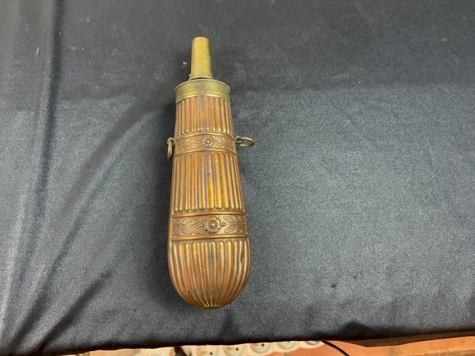 POIRE A POUDRE MILITAIRE XIXEME