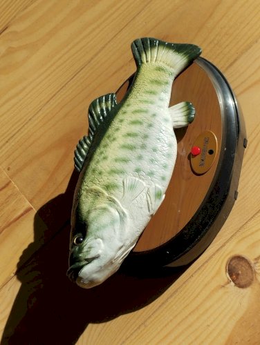 Poisson chantant « Big Mouth Billy Bass » – objet atypique