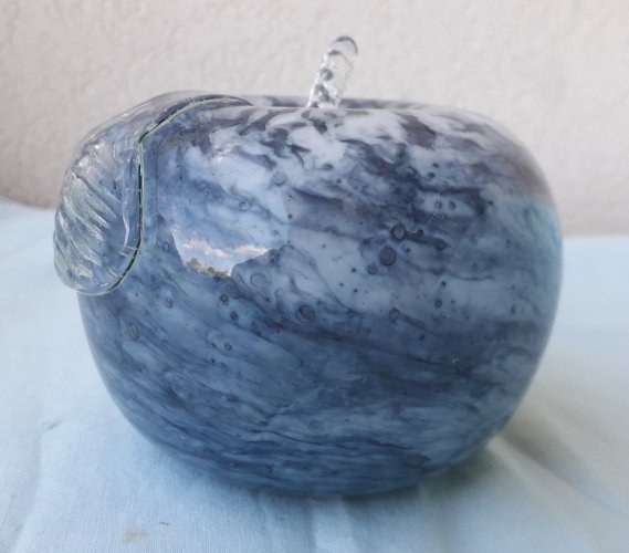 Pomme en verre