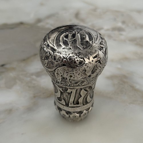 Pommeau de canne en argent Chine XIXe décor animalier M4036