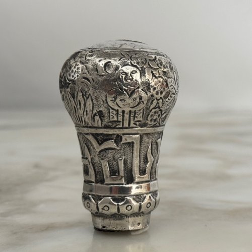 Pommeau de canne en argent Chine XIXe décor animalier M4036