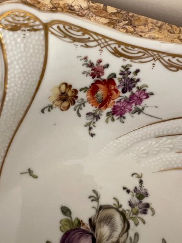 Porcelaine Allemande Peinte à La Main Avec Fleurs De Dresde Helena Wolfsohn