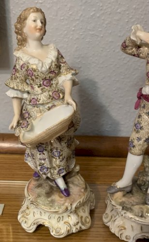 Porcelaine de Volkstedt Sitzendorf Germany XIXe superbe paire de statuettes