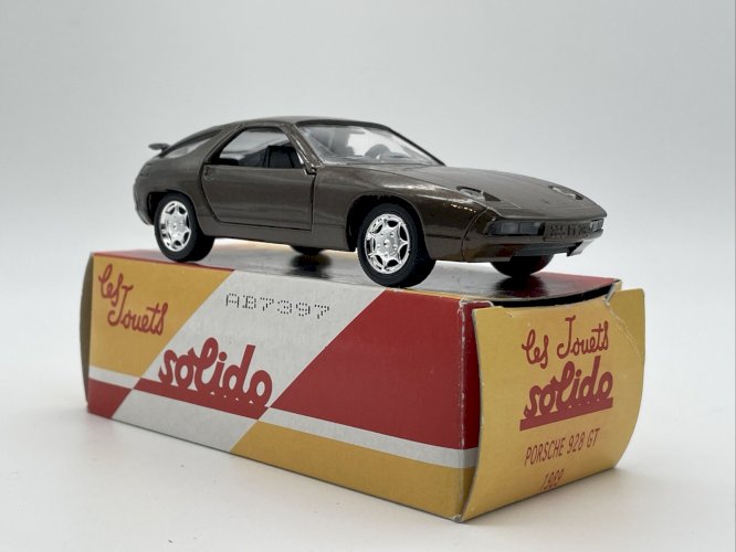 Porsche 928 GT (1989) 1/43 Solido