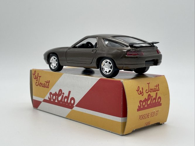 Porsche 928 GT (1989) 1/43 Solido