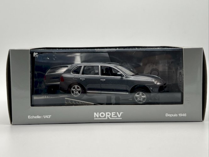 Porsche Cayenne Turbo 1/43 Norev