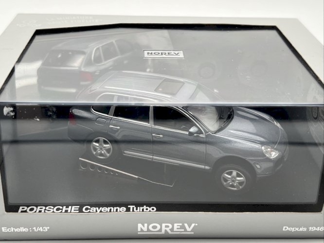 Porsche Cayenne Turbo 1/43 Norev