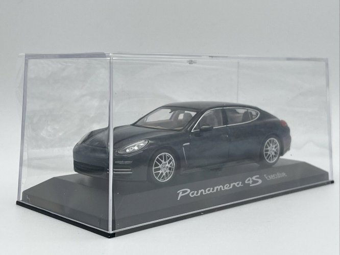 Porsche Panamera 4S Exécutive (2014) Sombre Bleu  1/43 Minichamps