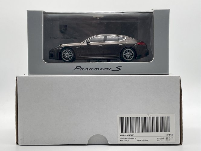 Porsche Panamera S (2014)  Brun Métallique  1/43 Minichamps