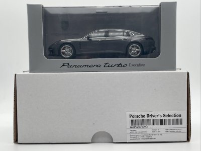  Porsche Panamera Turbo Executive 1/43 Herpa