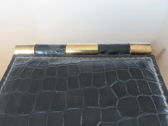 PORTE BLOC NOTES JACQUES ADNET EN CROCODILE NOIR PIQUE SELLIER ET LAITON 1940-50