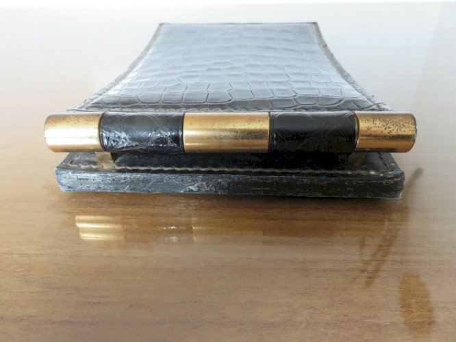 PORTE BLOC NOTES JACQUES ADNET EN CROCODILE NOIR PIQUE SELLIER ET LAITON 1940-50