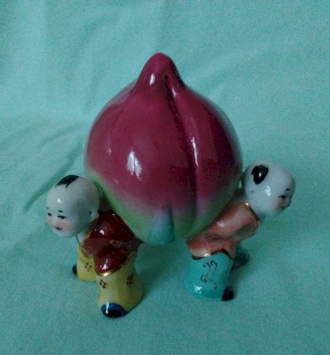 Porte-bonheur porcelaine asiatique
