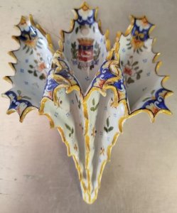 PORTE BOUQUETS Faience Cornes Bouquetiere Fleur Ceramique ROUEN 9VE 19/12