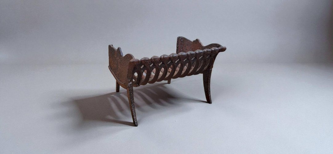 Porte-buche de cheminée en fonte