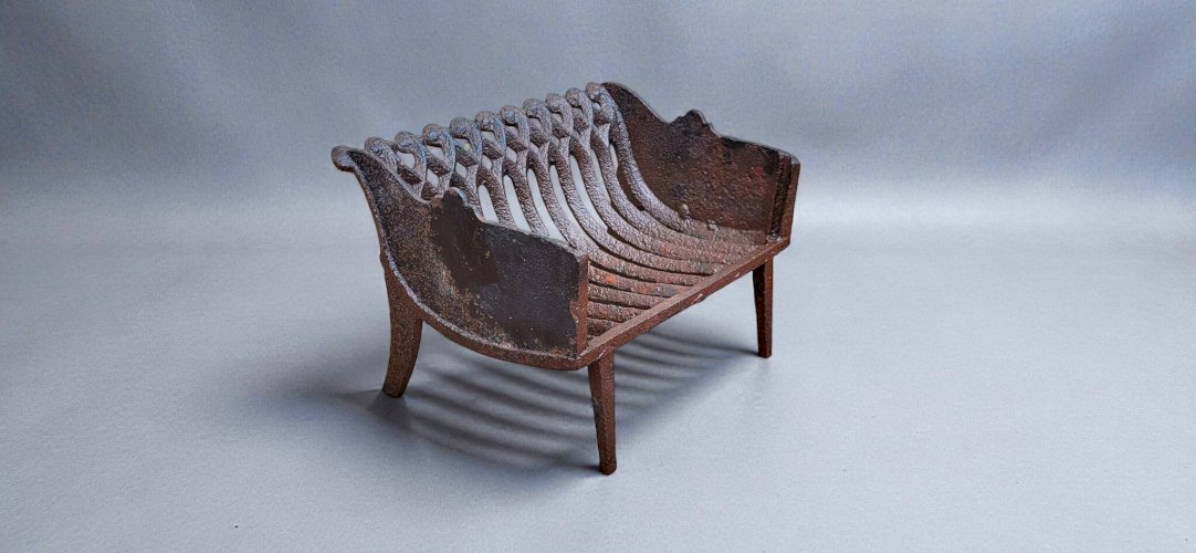 Porte-buche de cheminée en fonte