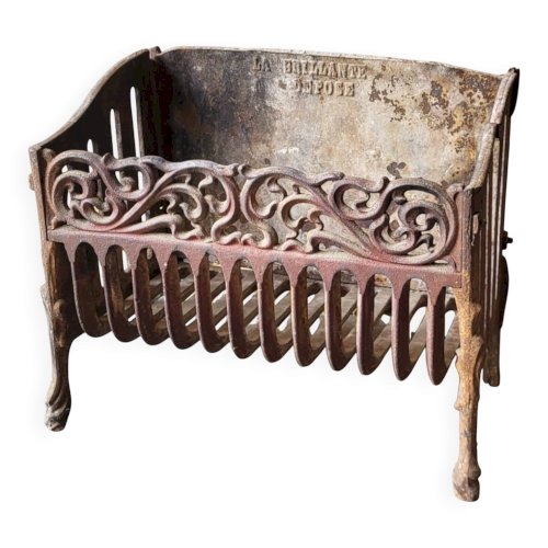 Porte bûches / Corbeille de cheminée en fonte