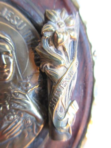 Porte-buis laiton, médaillon acajou style Napoléon III Sainte Thérèse de Lisieux