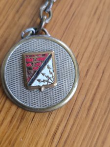 Porte-clé ancien Armée de l’air – SRG-30/931 – écusson émaillé & St Christophe