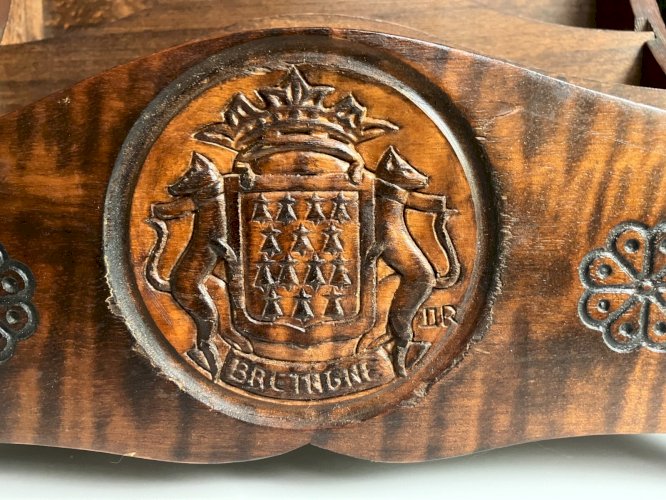 porte courrier ancien breton armoiries bretagne signé DR