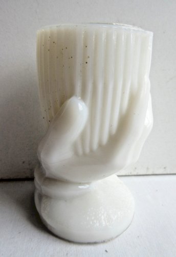 Porte cure-dents, Coquetier opaline blanche: Récipient dans une main, Portieux?
