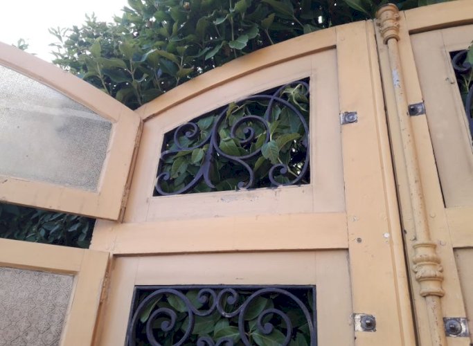 Porte d'entrée cintrée double XIX° chêne grilles et verres ancienne