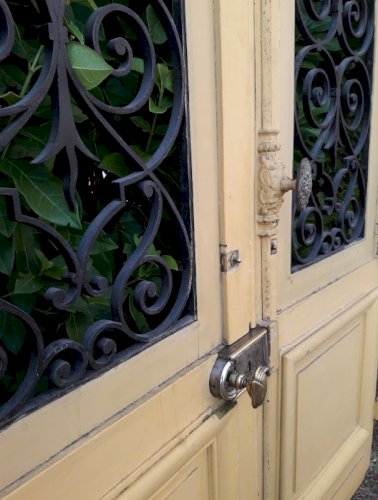 Porte d'entrée cintrée double XIX° chêne grilles et verres ancienne