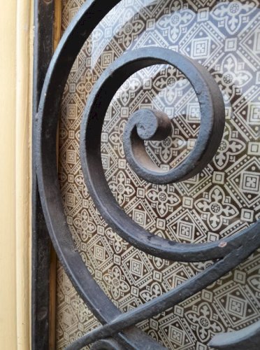 Porte d'entrée cintrée double XIX° chêne grilles et verres ancienne