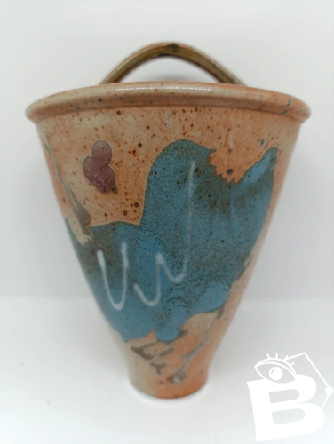 porte fleur murale en gres dans le gout de la borne signature a determiner en bon etat