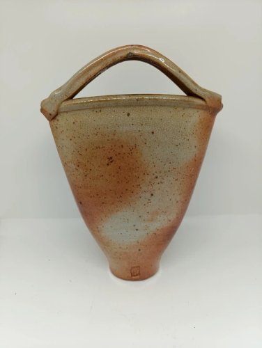porte fleur murale en gres dans le gout de la borne signature a determiner en bon etat