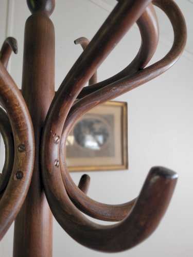 Porte manteau ancien style Thonet