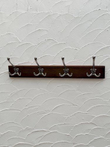Porte-manteau en bois
