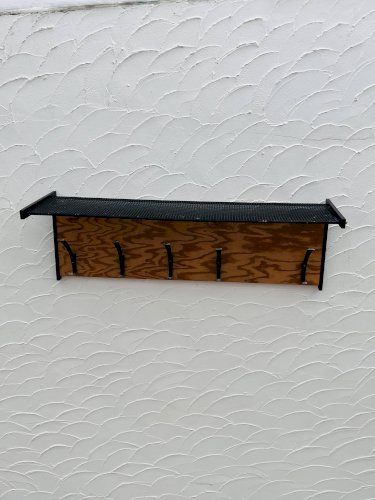 Porte-manteau et chapeau vintage