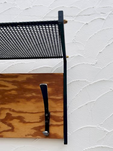 Porte-manteau et chapeau vintage