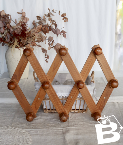 Porte-manteau mural ancien accordéon en pin foncé, 10 patères en bois