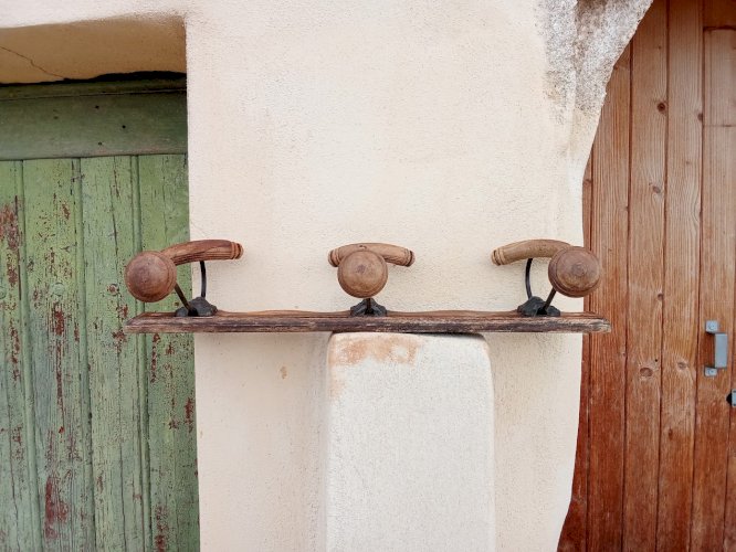 Porte-manteau mural ancien
