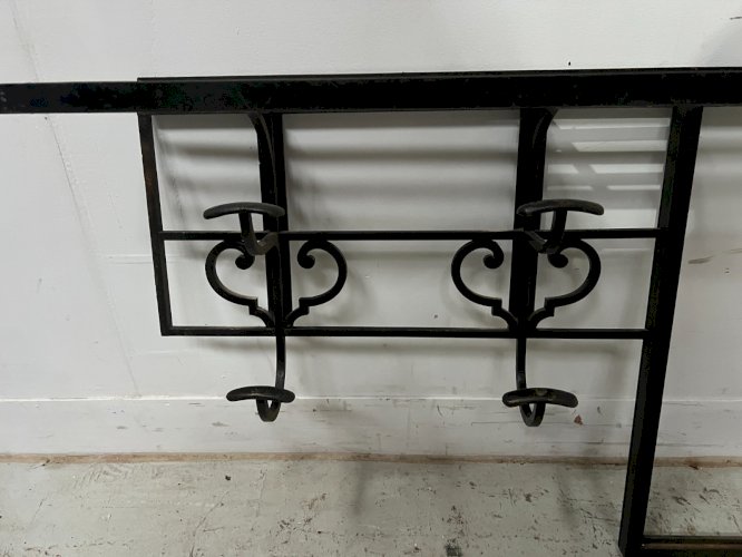 Porte manteau mural Art Déco en fer forgé martelé XX siècle