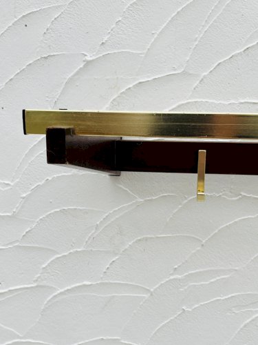 Porte manteau mural vintage bois et laiton années 70