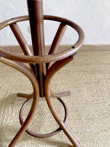 Porte manteau perroquet en bois courbé