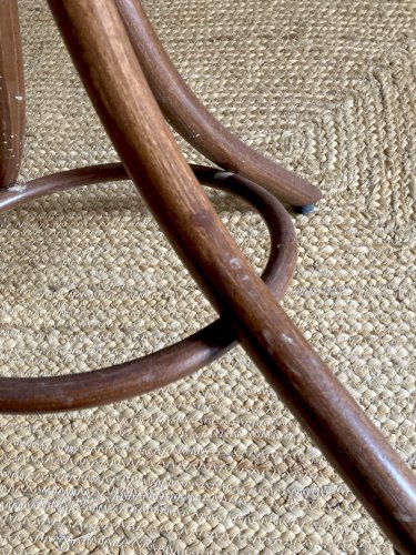 Porte manteau perroquet en bois courbé