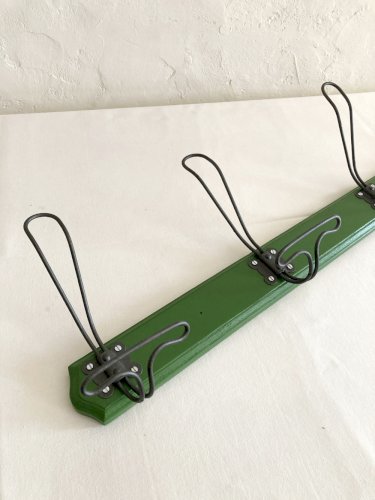Porte-manteau / vestiaire 4 patères sur support en bois