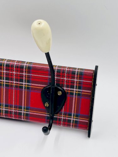 Porte manteau vintage écossais rouge années 70
