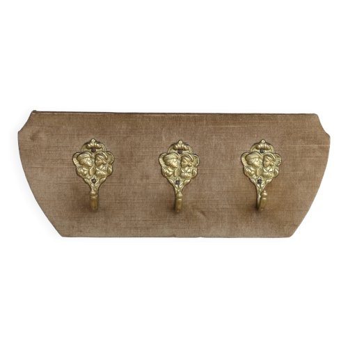 Porte manteau vintage en velours et crochets en laiton