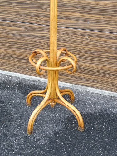 Porte-manteaux et parapluies genre Thonet ,vers 1920 ,8 patéres