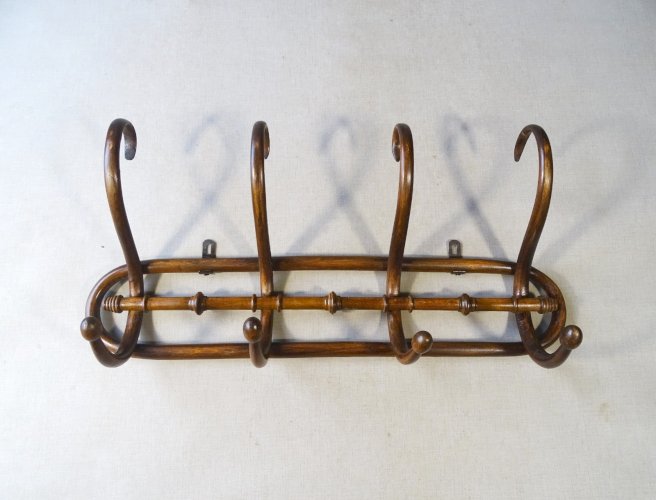 Porte-manteaux mural par Kohn , vers 1910 - no Thonet -