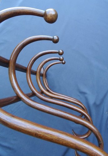 Porte-manteaux mural par Thonet , 1890 , 5 patéres, façon " Chêne "