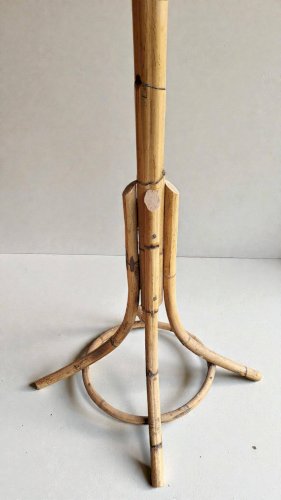 Porte manteaux perroquet en rotin