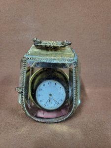 PORTE MONTRE A GOUSSET EN VERRE BISEAUTE